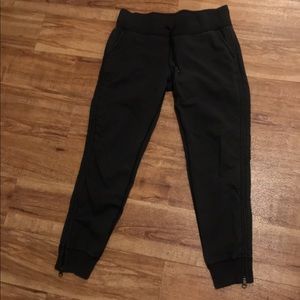 Lululemon joggers